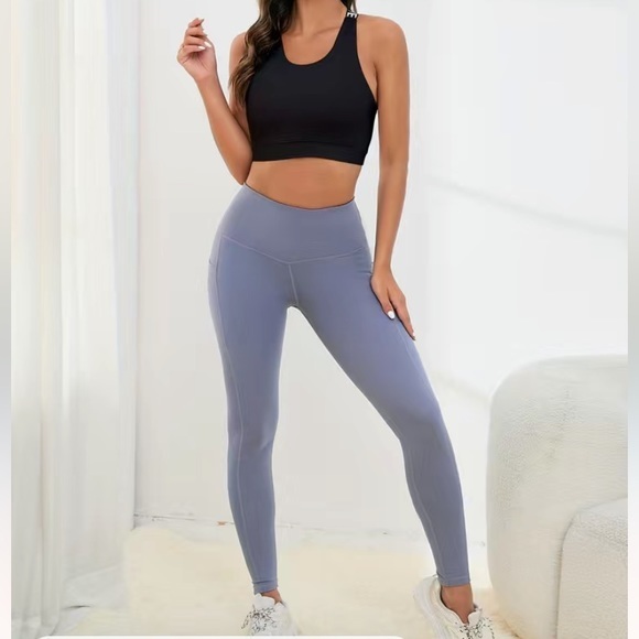 U-neck Letter Criss Cross Back Sports Bra, Sleeveless Yoga Fitness Workout Tank - Picture 7 of 10